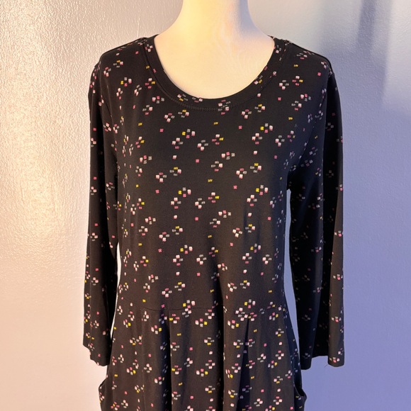 North Style Patterned Dress - Picture 2 of 6
